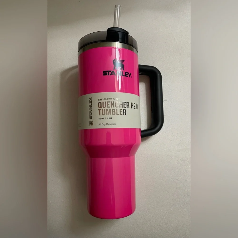 NIB Stanley Quencher H2.0 FlowState Tumbler Neon Pink & Black Color 40oz - Picture 10 of 16
